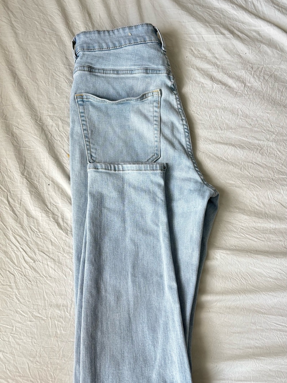 H&M Light Wash Skinny Jeans in Pale Blue
